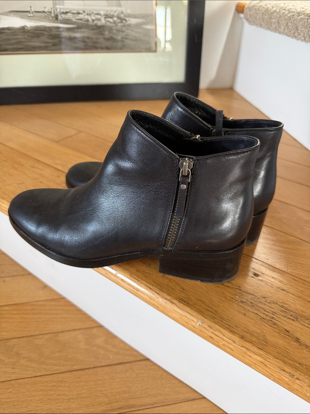 Cole Haan women 8.5 boot black